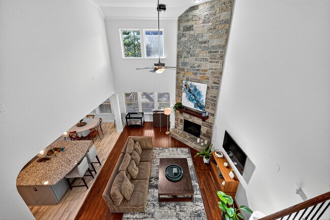Building Photo - 122 Lindenberry Cir