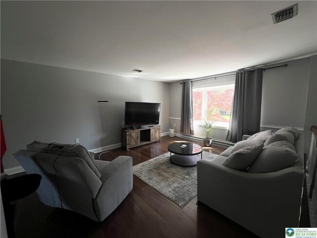 Building Photo - 3071 Athena Dr