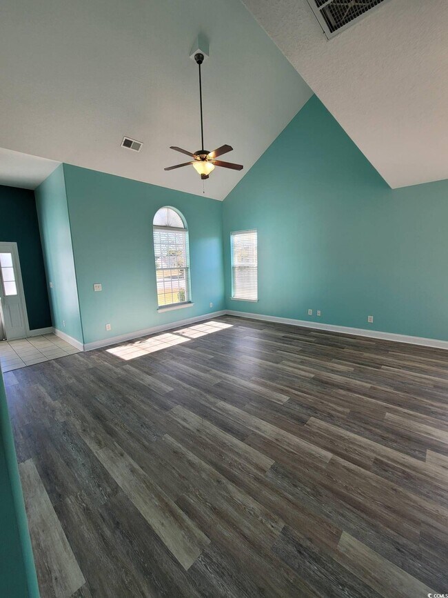 Building Photo - 601 Cottontail Trail