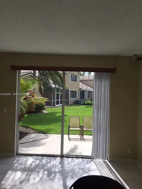 Building Photo - 1092 SW 158th Ave