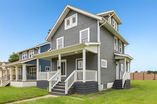 Building Photo - 1025 Howard St