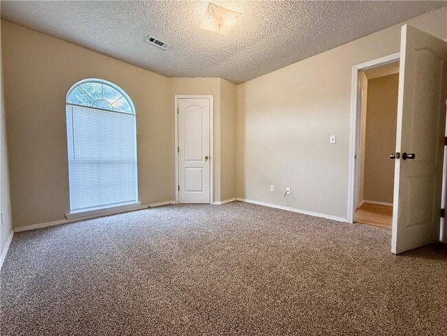 Building Photo - 2978 N Apatite Dr