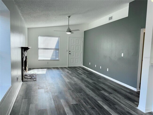 Building Photo - 4025 Angel Oak Ct