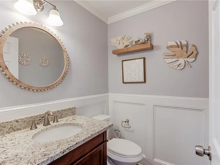 Building Photo - 649 Winder Hwy