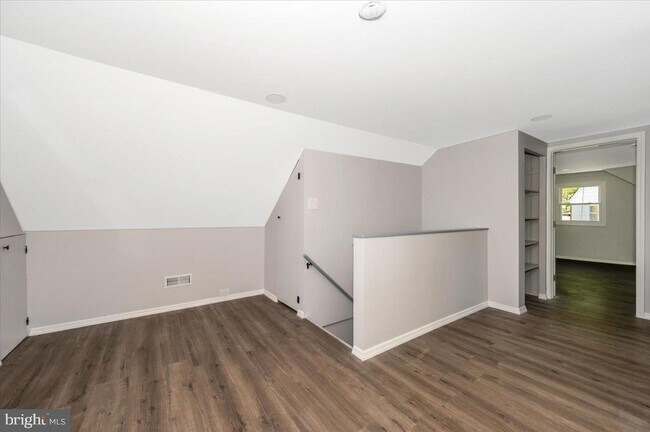 Building Photo - 13205 Okinawa Ave