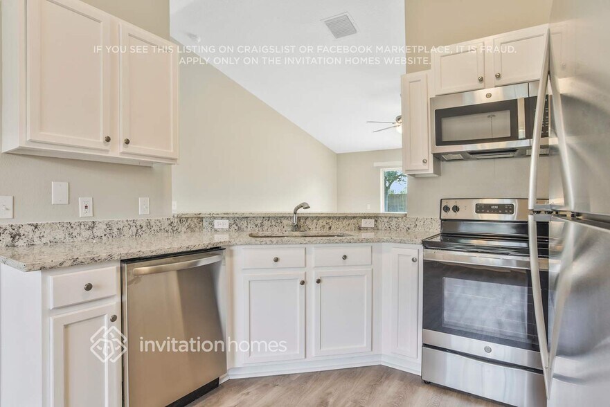 Building Photo - 33940 Fairhaven Ct