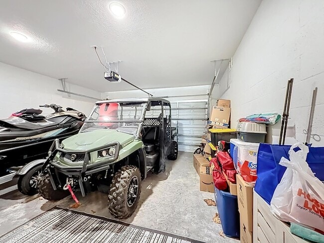 Building Photo - 1504 Hummingbird Rd