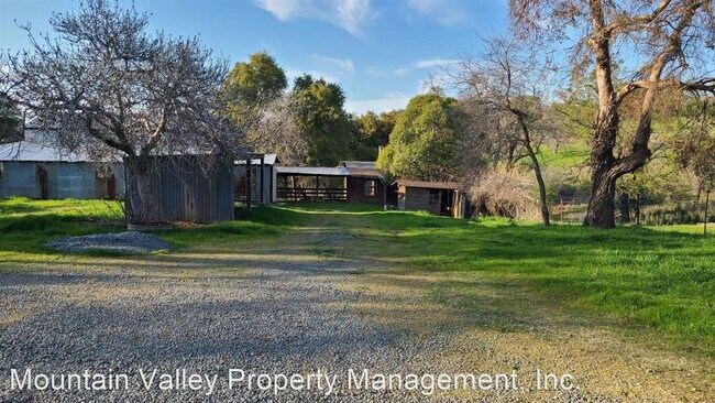 Building Photo - 3 br, 2 bath House - 12332 Silver Springs ...