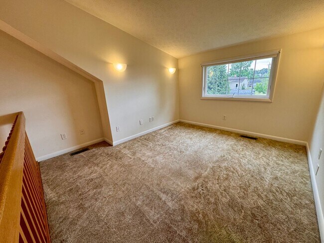 Building Photo - House for Rent in Bridgewater
