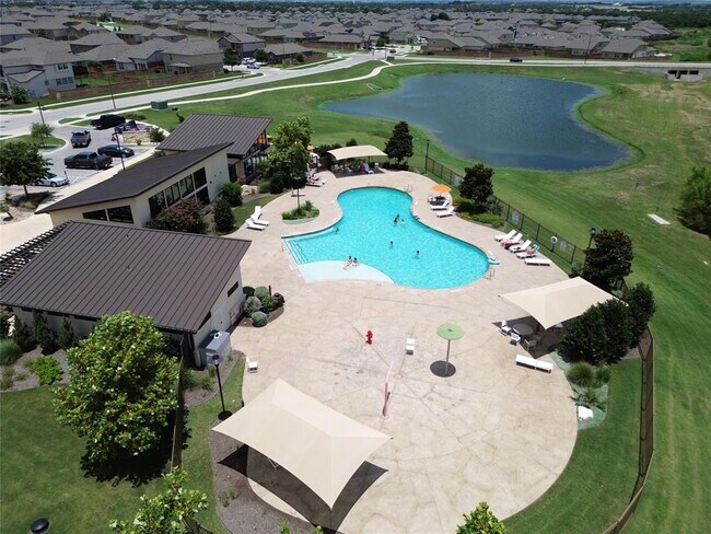 Building Photo - 131 Furlong Dr