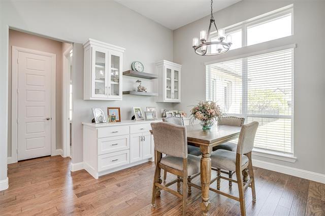 Building Photo - 7730 Barber Rnch Rd