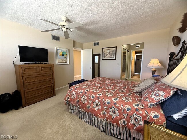 Building Photo - 3490 N Key Dr