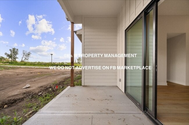 Building Photo - 9593 Jupiter Street