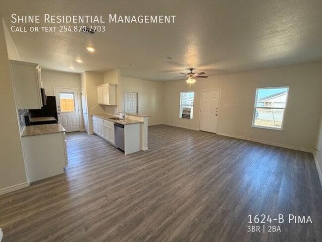 Building Photo - 1624-B Pima-