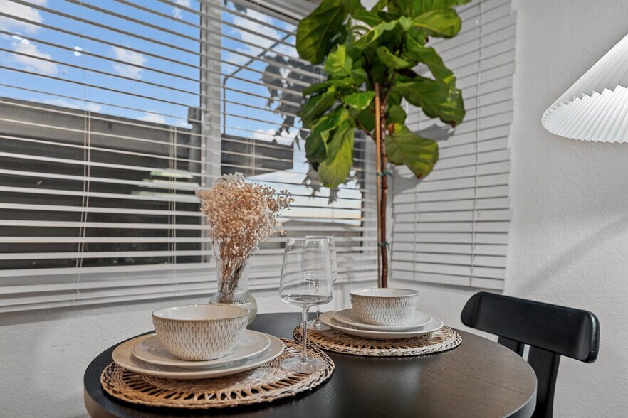 Building Photo - 334-40 Langley St