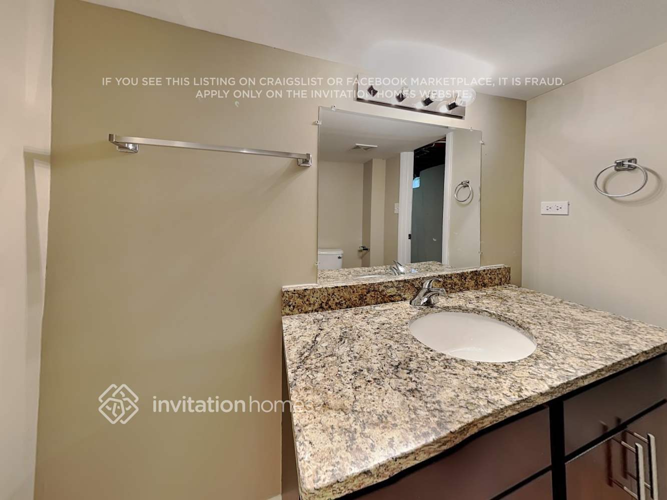 Building Photo - 407 N Derbyshire Ave