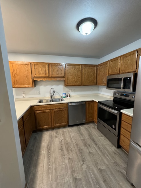 Building Photo - 815 Rockingham Ct