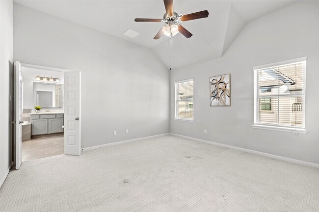 Building Photo - 4007 Centre Valley Ln