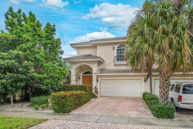 Building Photo - 3117 Florida Blvd