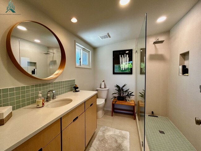 Building Photo - Mid-century Modern Single-family Home for ...