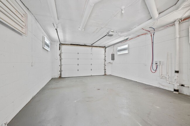 Building Photo - 4631 Torley St
