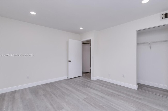 Building Photo - 21559 Cypress Hammock Dr