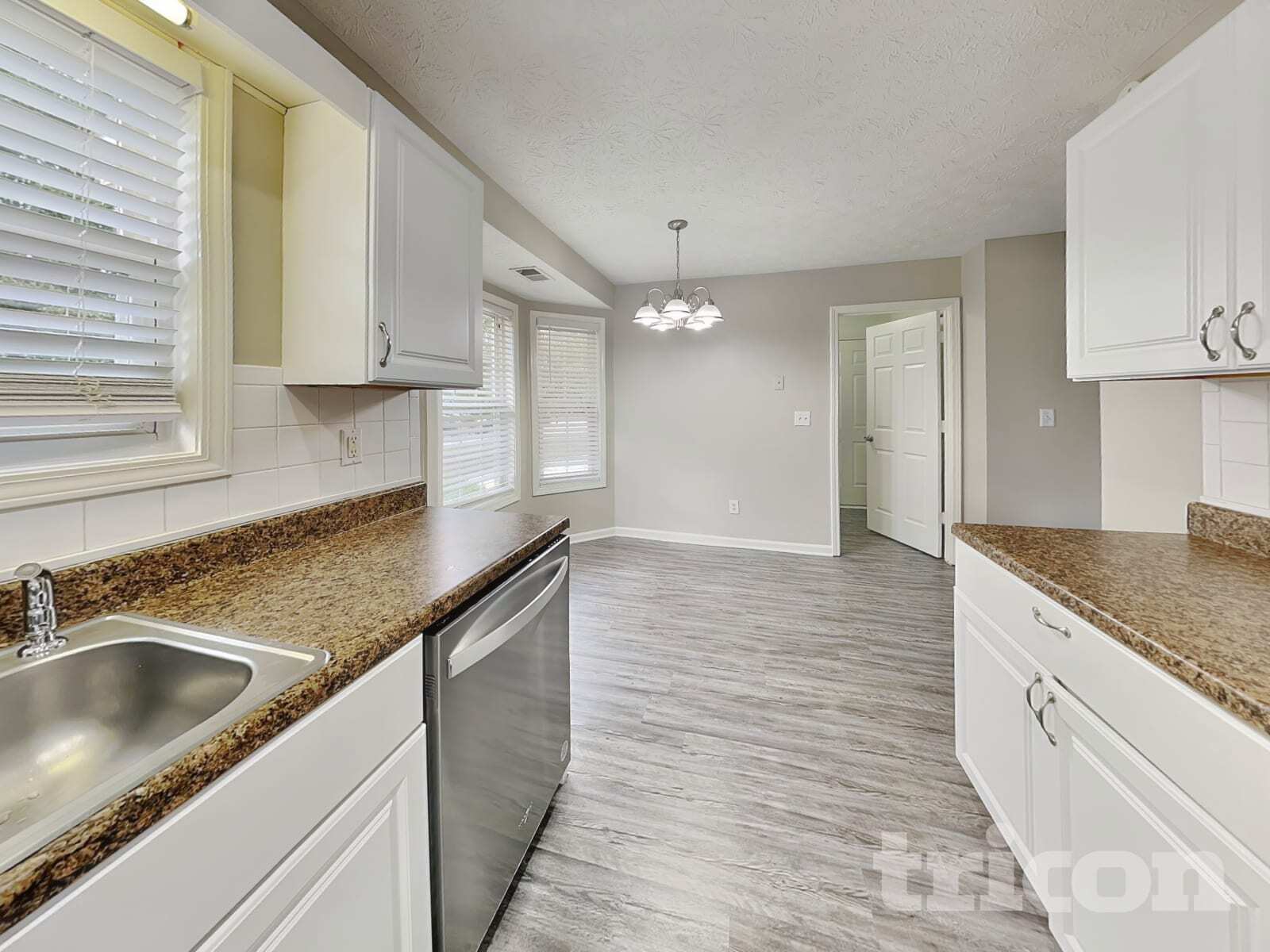 Building Photo - 2725 Archer Way