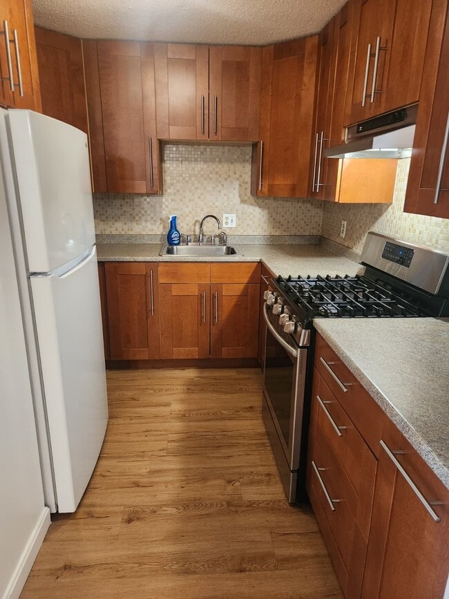 Building Photo - 355 Pawtucket Blvd