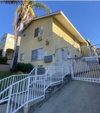 Building Photo - 4032 Monroe St