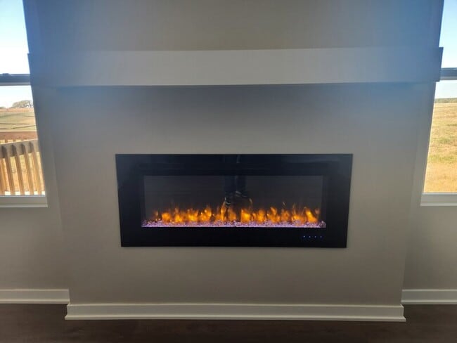 Building Photo - 2508 Chan Dr