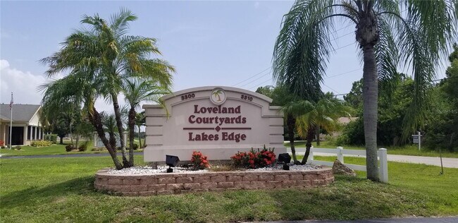 Building Photo - Room For Rent - lake front condo