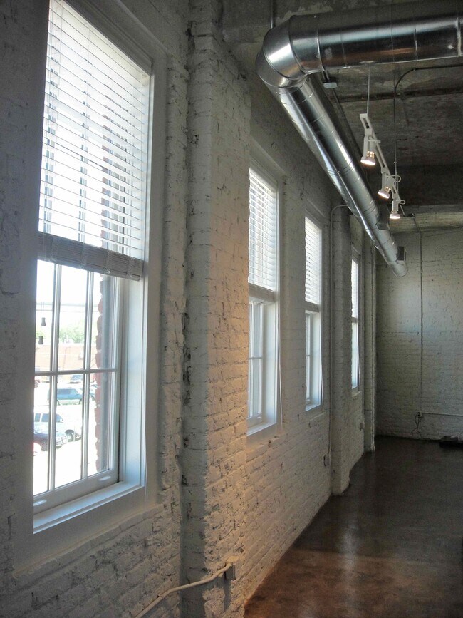 415 Oliver Hill Way 415 Oliver Hill Way Richmond VA 23219 Apartment