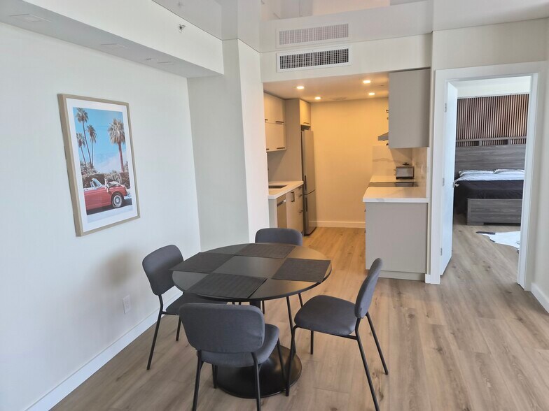 Building Photo - 1720 Harrison St