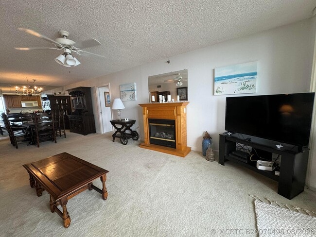 Building Photo - 5047 N Hwy A1A