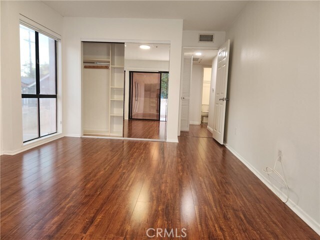 Building Photo - 413 Hawthorne St