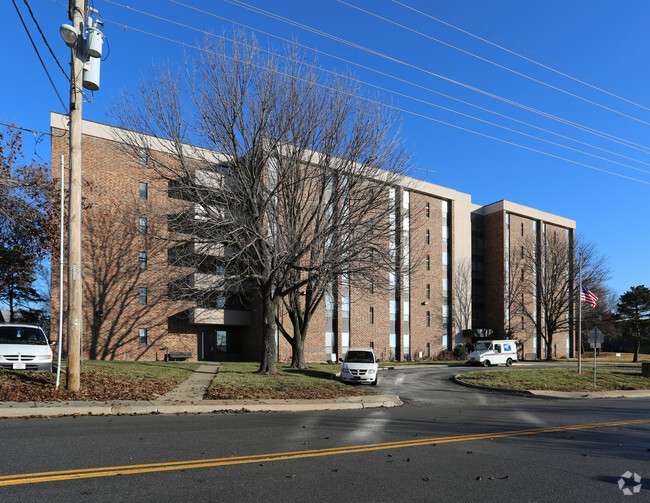 Building Photo - Nettleton Manor Apartments