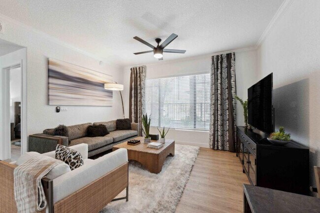 Building Photo - 800 W Willis Rd