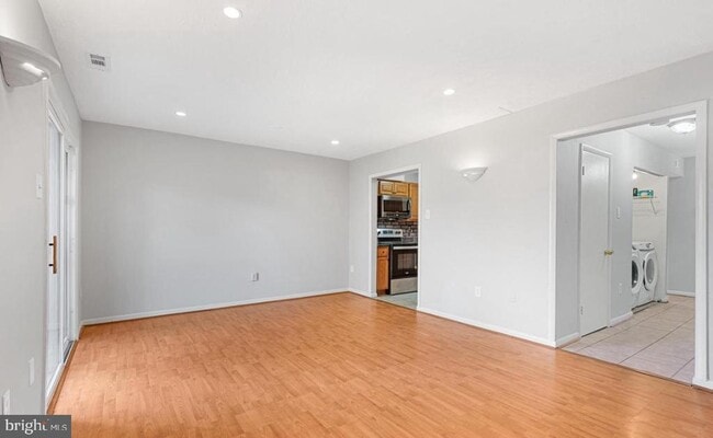 Building Photo - 1111 Marcy Ave