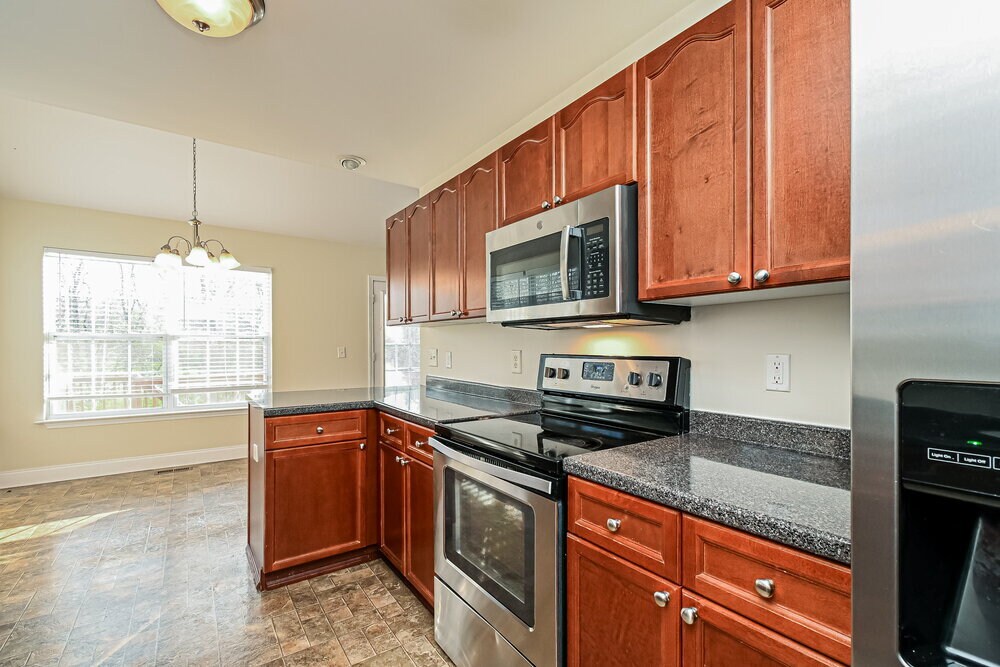 Building Photo - 1565 Bridgecrest Dr