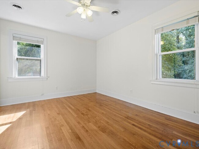 Building Photo - 8913 Michaux Ln