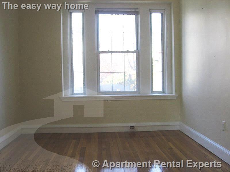 Building Photo - 7 Craigie Cir