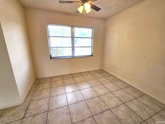 Building Photo - Adorable 2/1 in Citrus Springs!!!