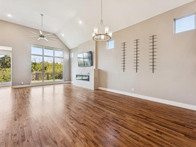 Building Photo - 914 St George Pl