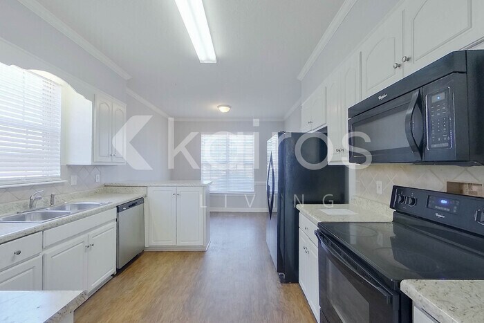 Building Photo - 428 Keeling Ln