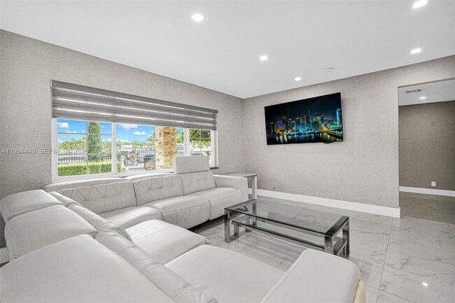 Building Photo - 4225 SW 133rd Ct