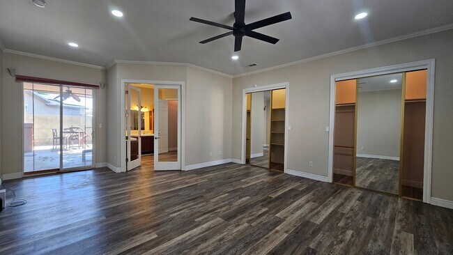 Building Photo - Luxurious Home in North Bakersfield 3 BD 3 BA