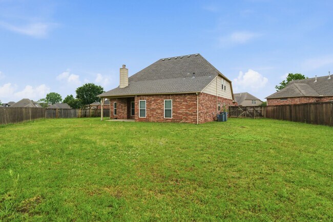 Building Photo - Spacious 5 Bedroom Home In Jenks West School District!