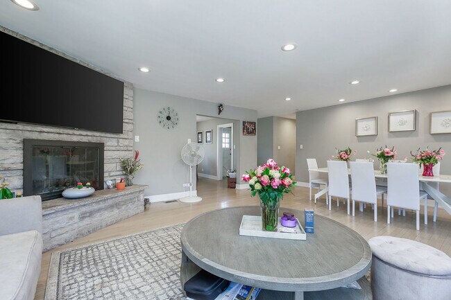 Building Photo - 3309 York Rd