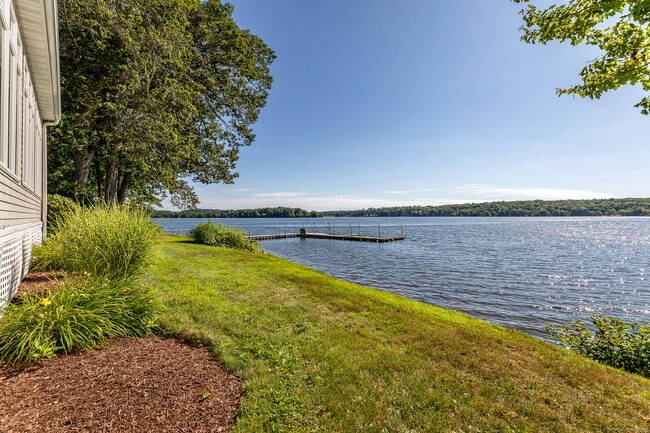 Building Photo - 300 Bantam Lake Rd