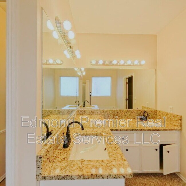 Building Photo - 14001 Arapaho Rd